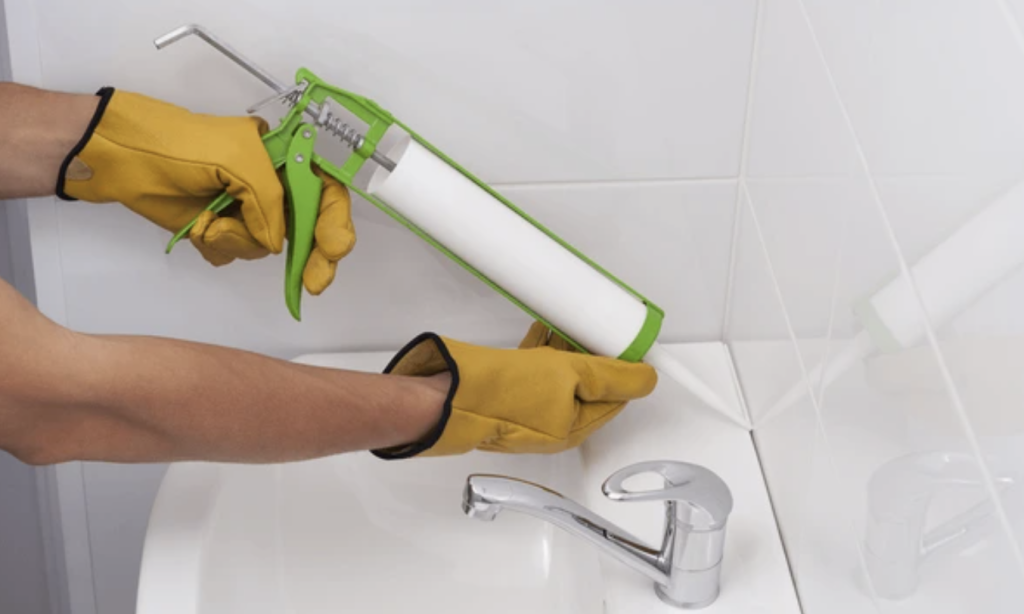 Vérification des joints pour préparer sa plomberie pour l'hiver